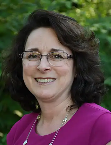 tina-powderly-franklin-food-pantry Susan Dewsnap