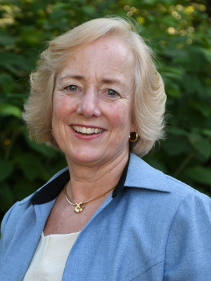 Nancy Schoen